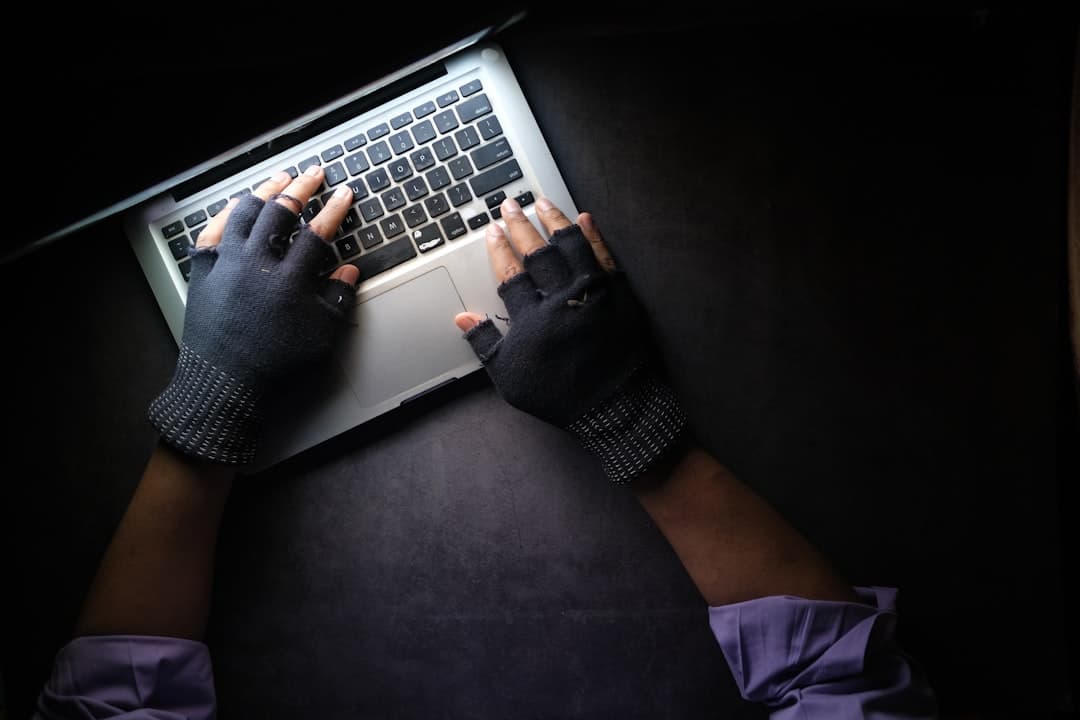 Vállalati AI-ügynökök biztonságát erősíti a 1Password és a Perplexity