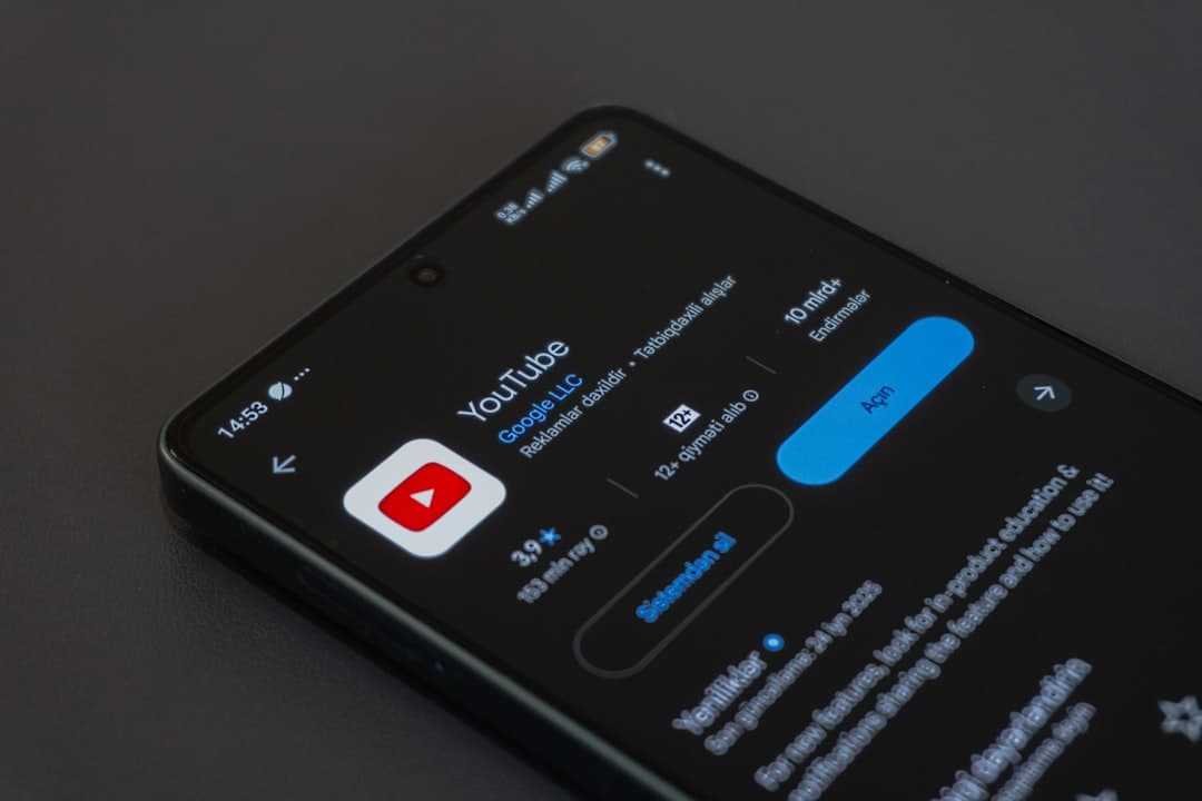 A YouTube kiterjeszti deepfake-észlelőjét: minden 18 év feletti felhasználó védelmet kap