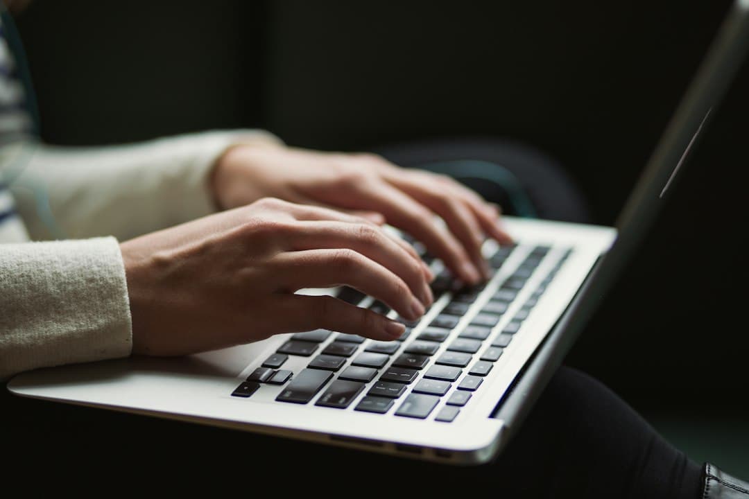 AI-generált blogbejegyzéseket 98%-os pontossággal szűri a Sitefire új rendszere