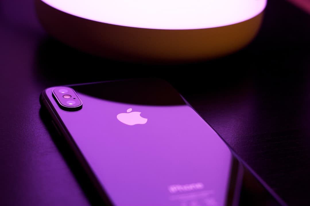 Az Apple piacra dobja a fizetős funkciókkal ellátott Siri AI-t, felzárkózik a versenytársakhoz