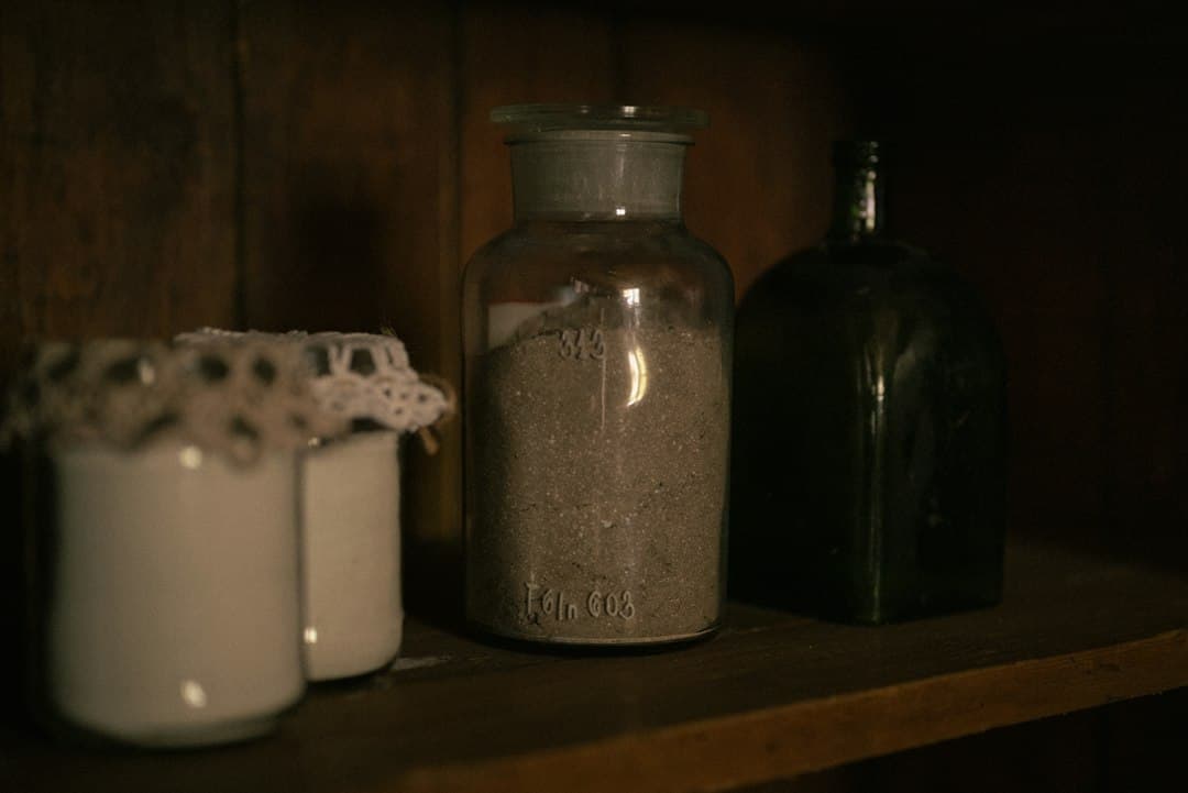 Az „Artificial” film kritizálja az AI-cégek vezetőit, miközben sötét figyelmeztetést ad