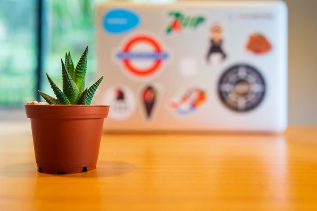Az Accenture korlátozza az AI-használatot, hogy kordában tartsa a költségeket