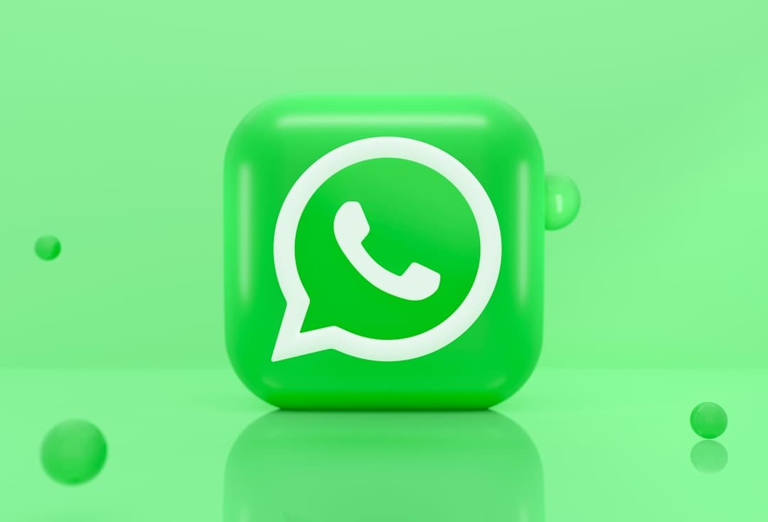 Az EU ingyen nyitná meg a WhatsAppot az AI-riválisok előtt