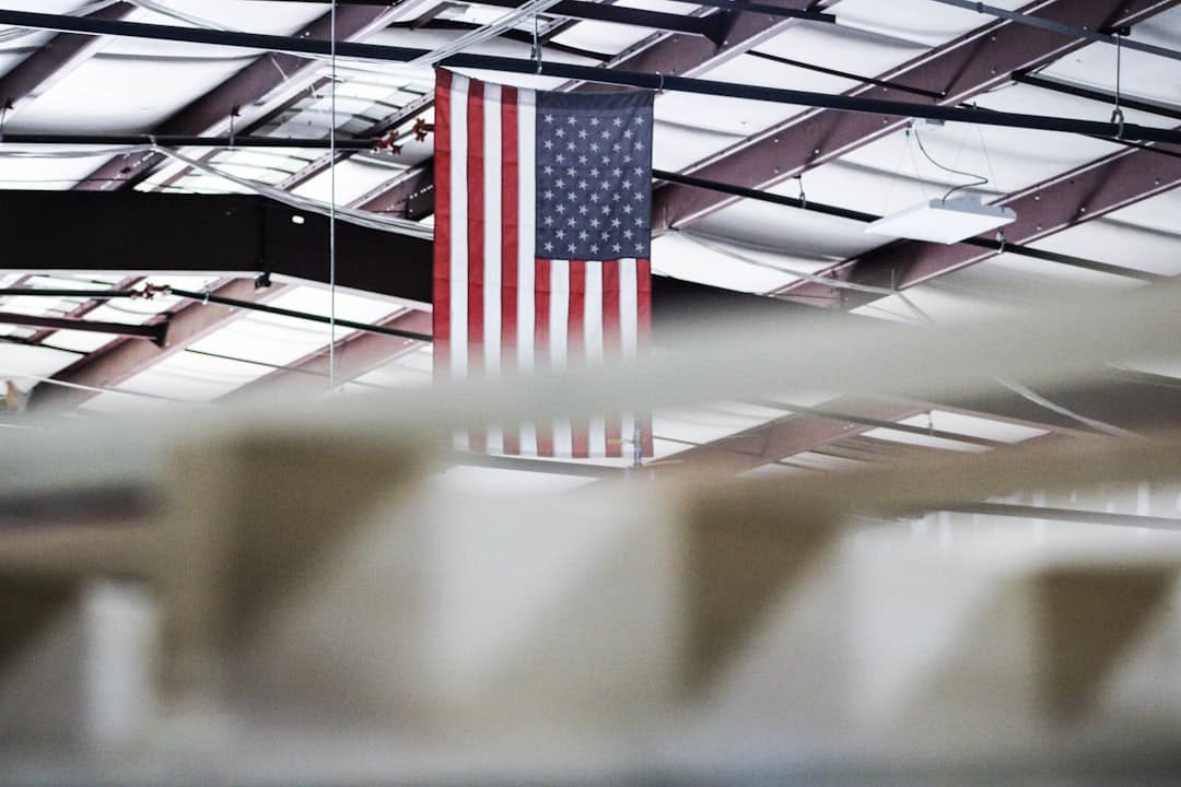 Az USA leállította az Anthropic Claude Fable 5‑öt – nyílt kódú modellek lépnek elő