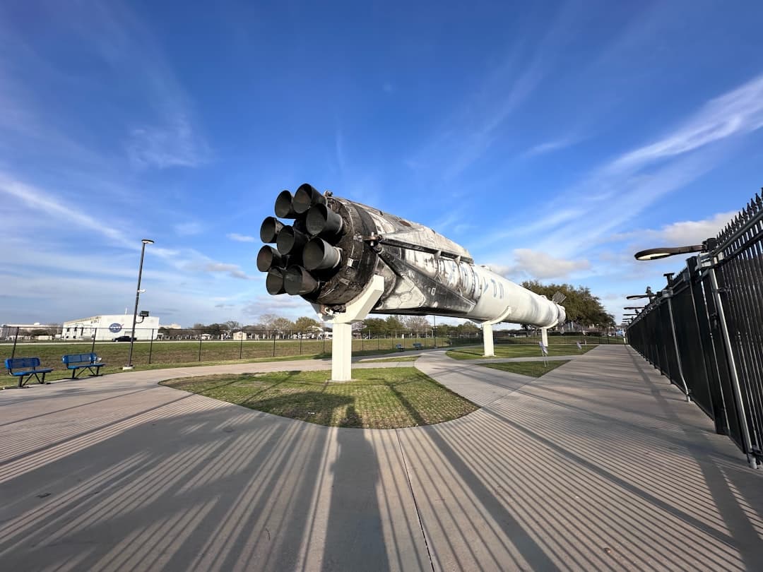 Ex-SpaceX mérnökök AI-vezérelt robotgyárat építenek acélskidák automatizálásához
