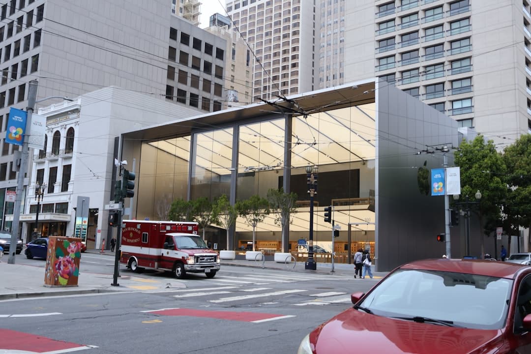 Két éve várnak az Apple-befektetők az AI-áttörésre — idén jöhet a WWDC