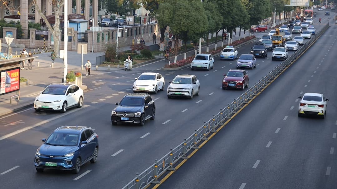Kína felfüggeszti az új robotaxi engedélyeket a Baidu-incidens után
