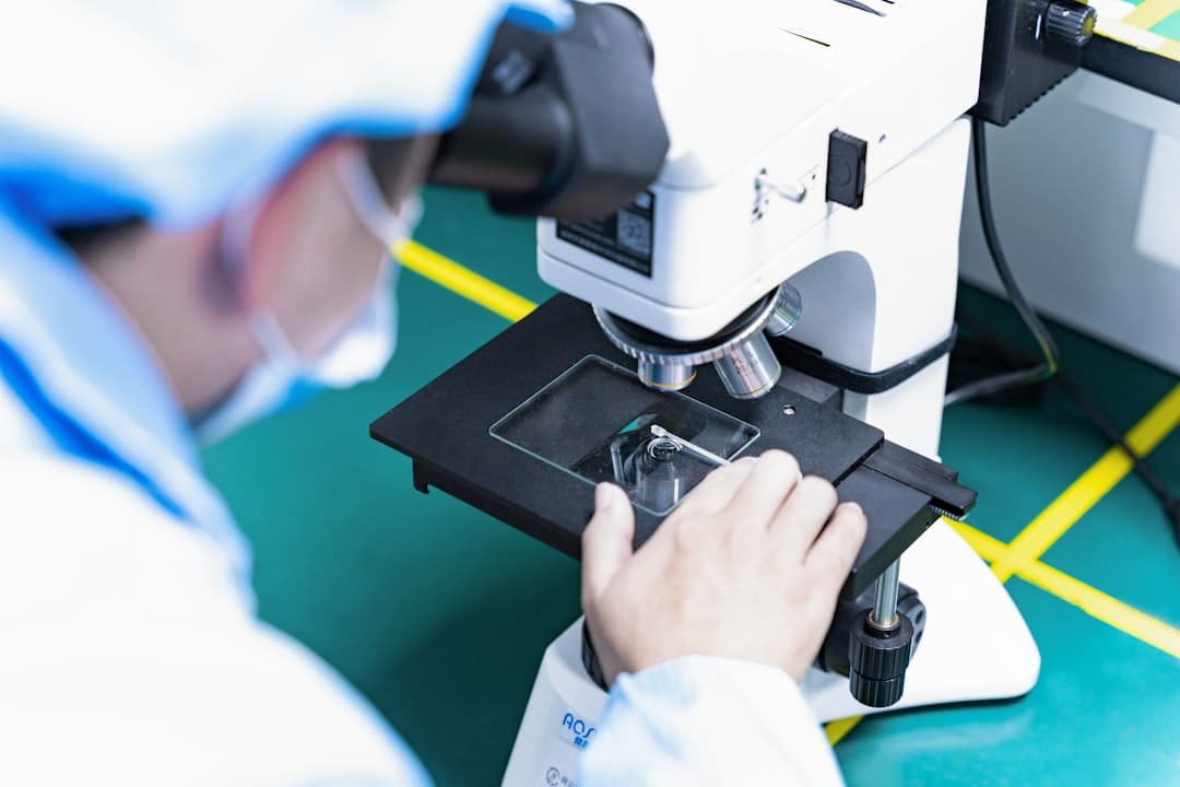 Linear probera épülő elnyomás felfedi a döntési határt