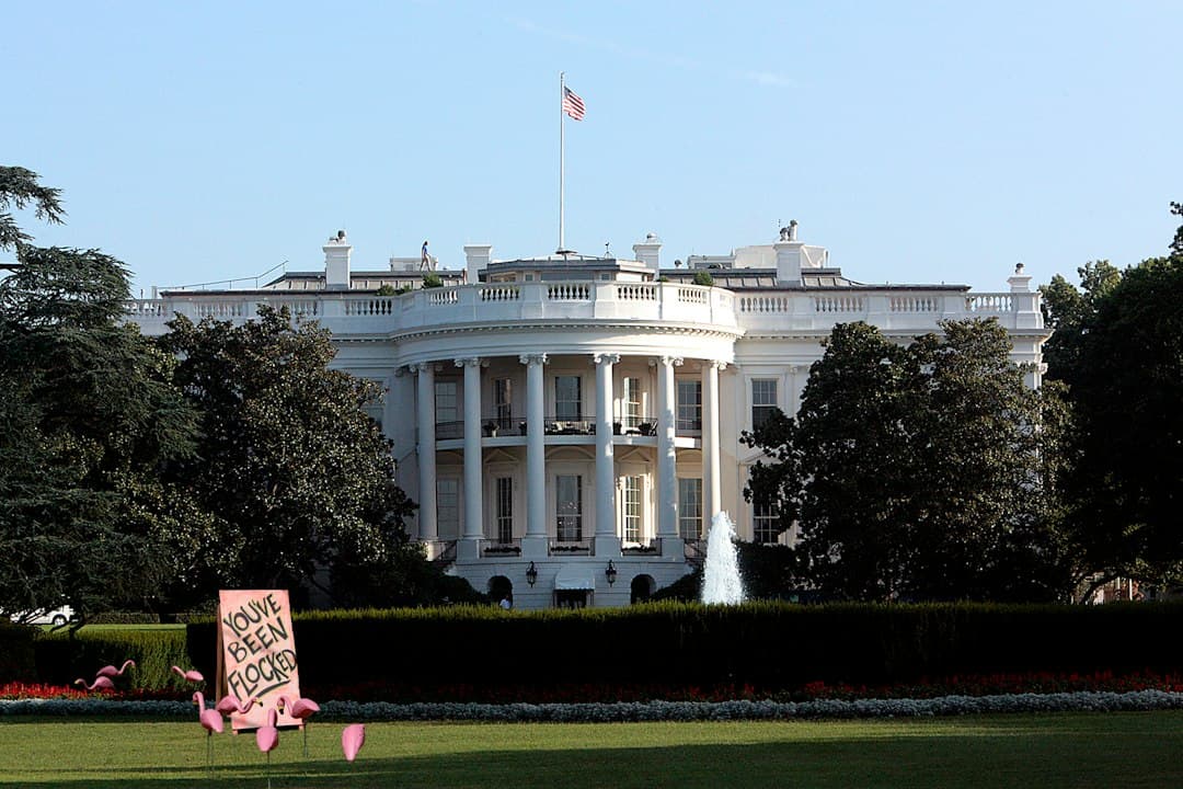 Önkéntes szabályozásra kérte a techóriásokat Trump