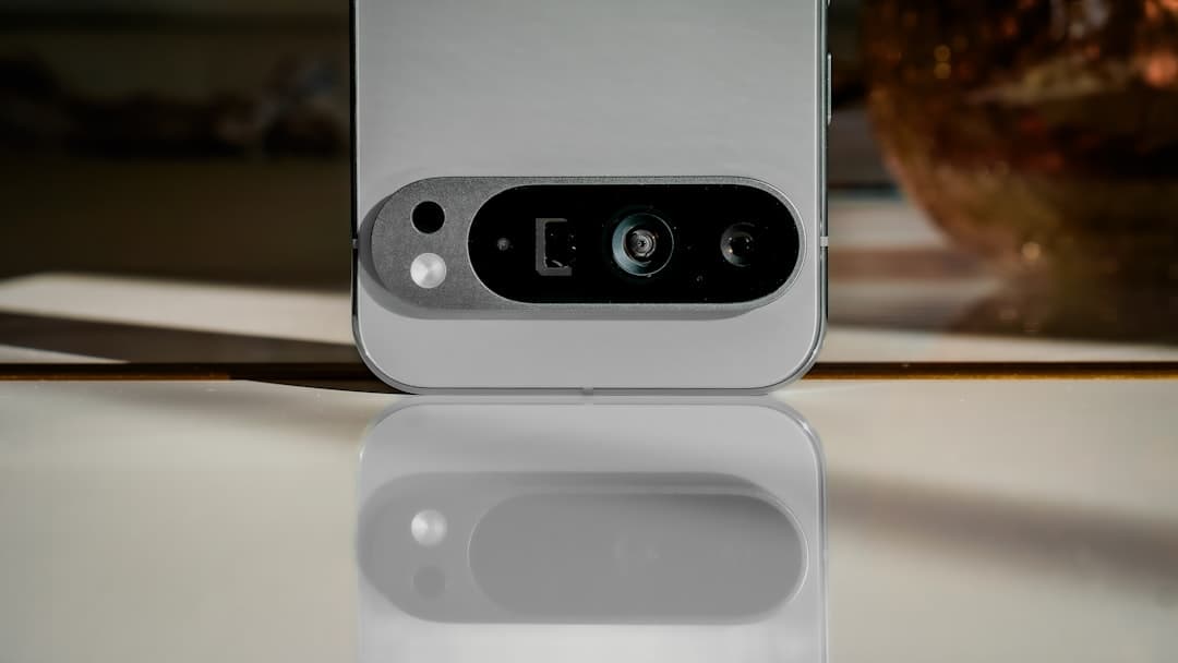 Pixel-szintű vizuális megértést hozhat a képpont- és szószimbólumokat egyesítő új AI modell