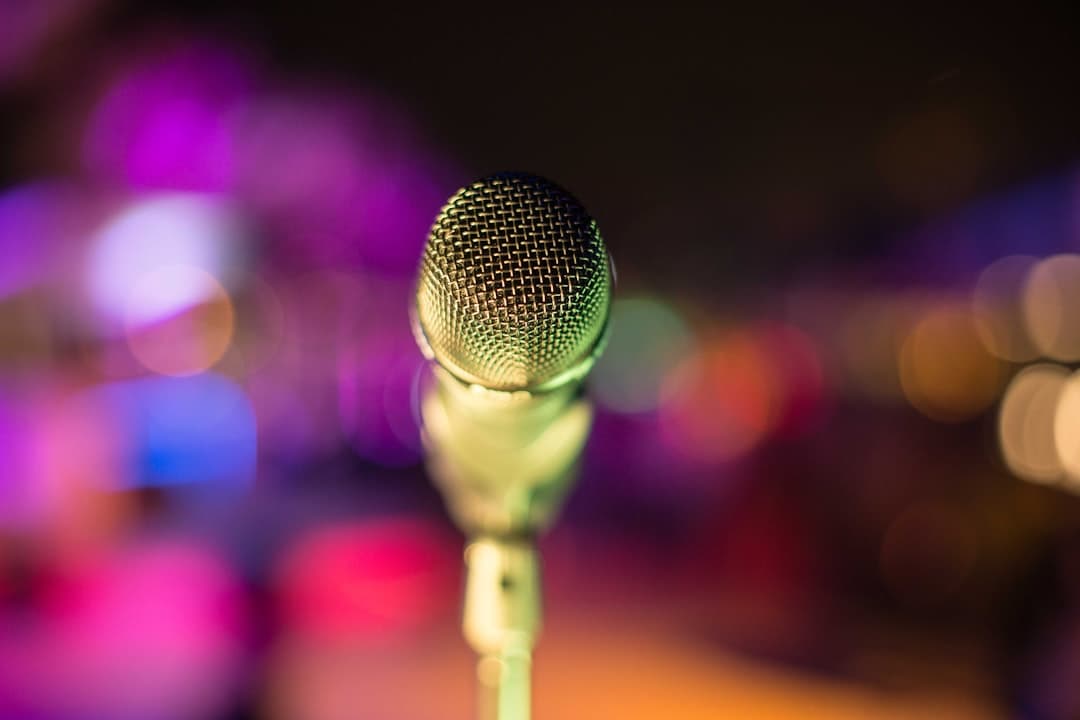 Spotify: „Ellenőrzött” jelvénnyel különbözteti meg az emberi előadókat az AI-tól