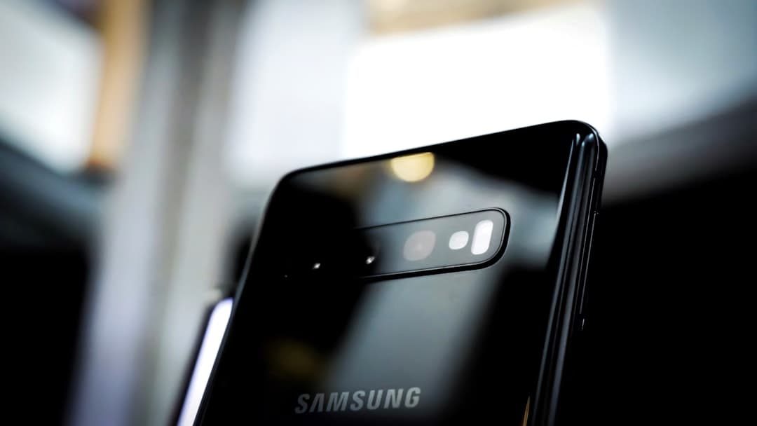 Több mint 10%-ot zuhant a Samsung árfolyama a rekordszintű profit után